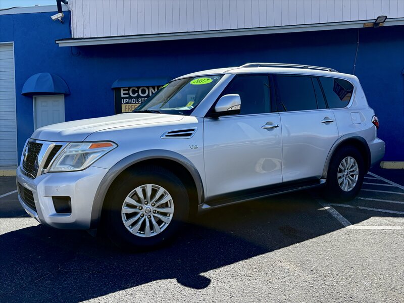 2017 Nissan Armada SV  