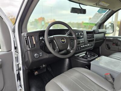 2013 Chevrolet Express 2500   - Photo 17 - Garland, TX 75042