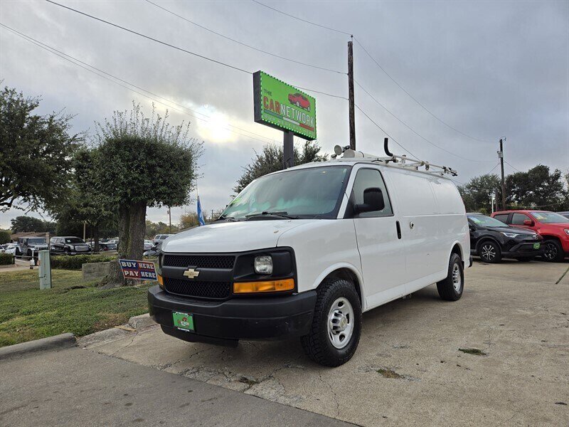 2013 Chevrolet Express 2500   - Photo 1 - Garland, TX 75042