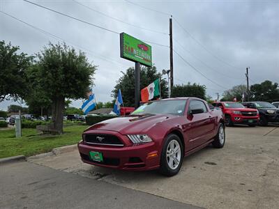 2014 Ford Mustang V6 Premium Coupe