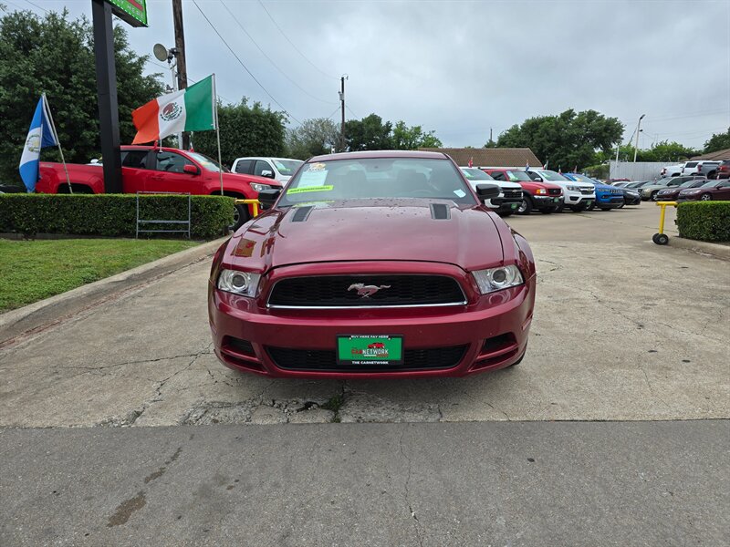 2014 Ford Mustang V6 Premium - Photo 11 - Garland, TX 75042