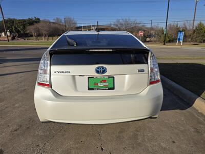 2010 Toyota Prius III   - Photo 8 - Garland, TX 75042