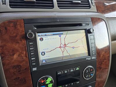 2014 Chevrolet Suburban LTZ   - Photo 23 - Garland, TX 75042
