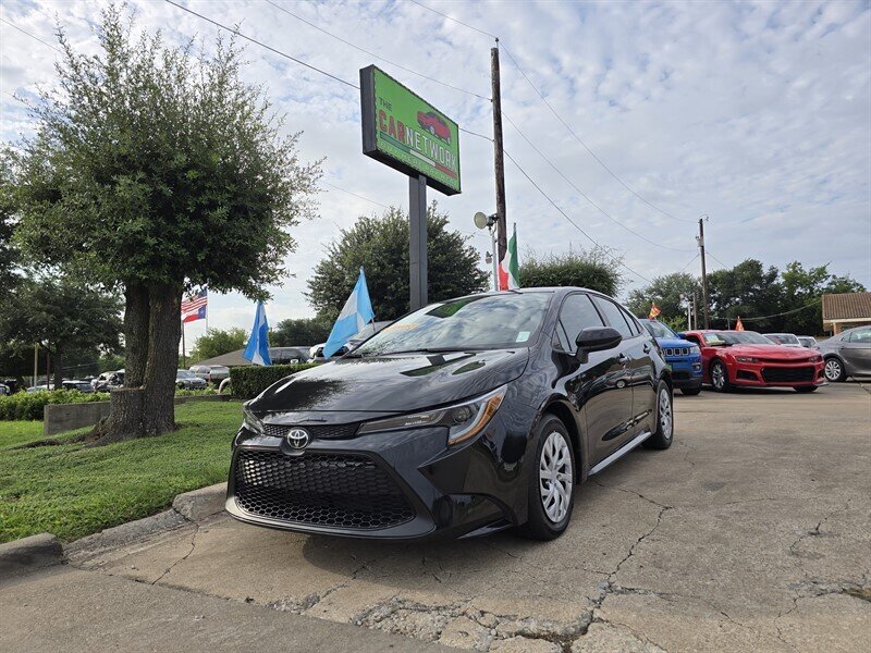 2022 Toyota Corolla LE   - Photo 1 - Garland, TX 75042