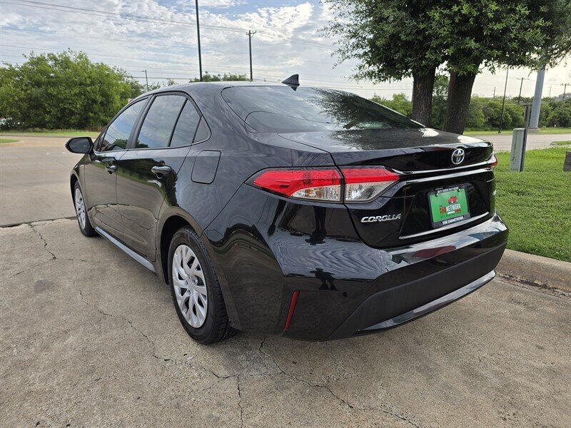 2022 Toyota Corolla LE - Photo 6 - Garland, TX 75042