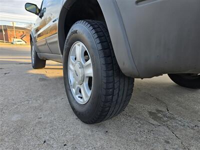 2001 Ford Escape XLT   - Photo 6 - Garland, TX 75042