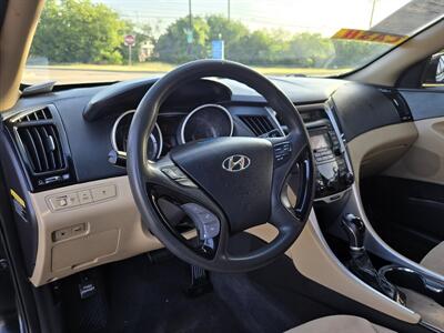 2012 Hyundai SONATA GLS   - Photo 13 - Garland, TX 75042