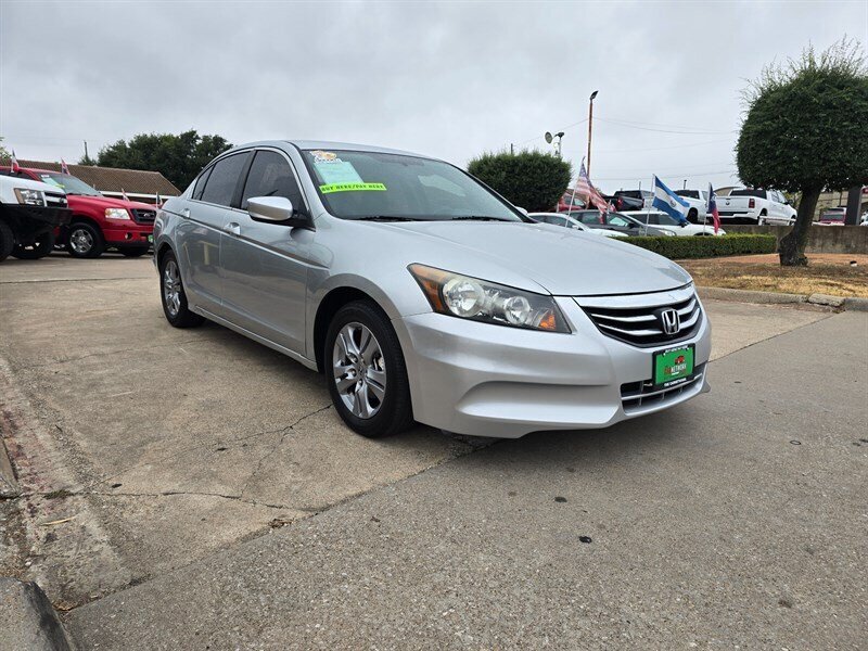 2012 Honda Accord SE - Photo 11 - Garland, TX 75042