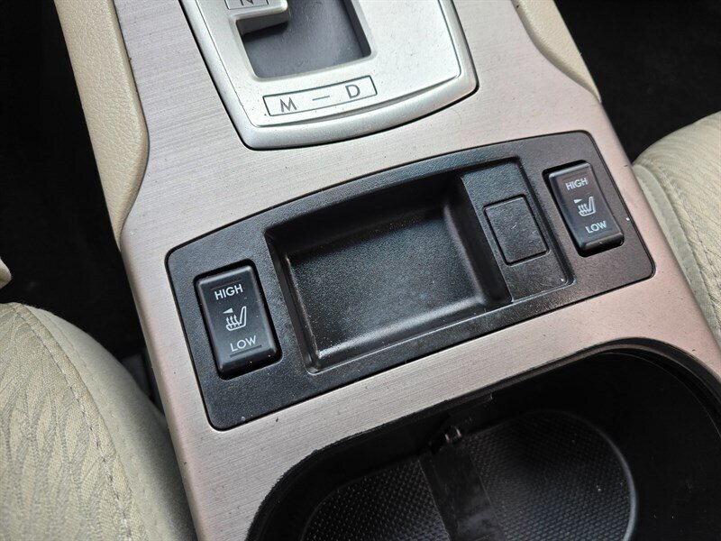 2012 Subaru Legacy 2.5i Premium - Photo 18 - Garland, TX 75042