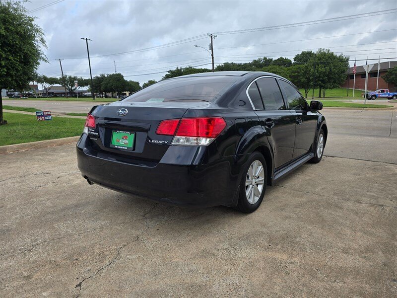 2012 Subaru Legacy 2.5i Premium - Photo 8 - Garland, TX 75042