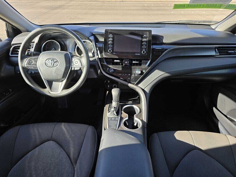 2024 Toyota Camry LE - Photo 18 - Garland, TX 75042