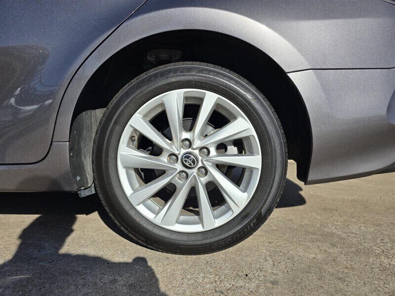 2024 Toyota Camry LE - Photo 4 - Garland, TX 75042