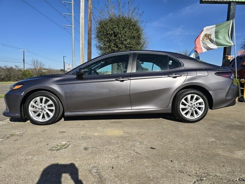 2024 Toyota Camry LE - Photo 3 - Garland, TX 75042
