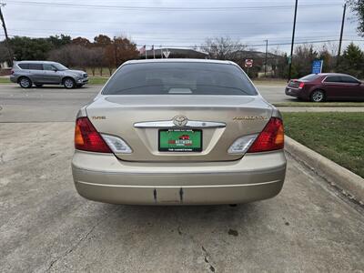 2001 Toyota Avalon XL   - Photo 7 - Garland, TX 75042