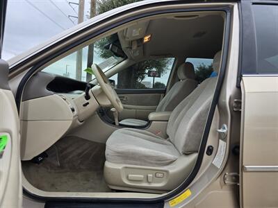 2001 Toyota Avalon XL   - Photo 15 - Garland, TX 75042