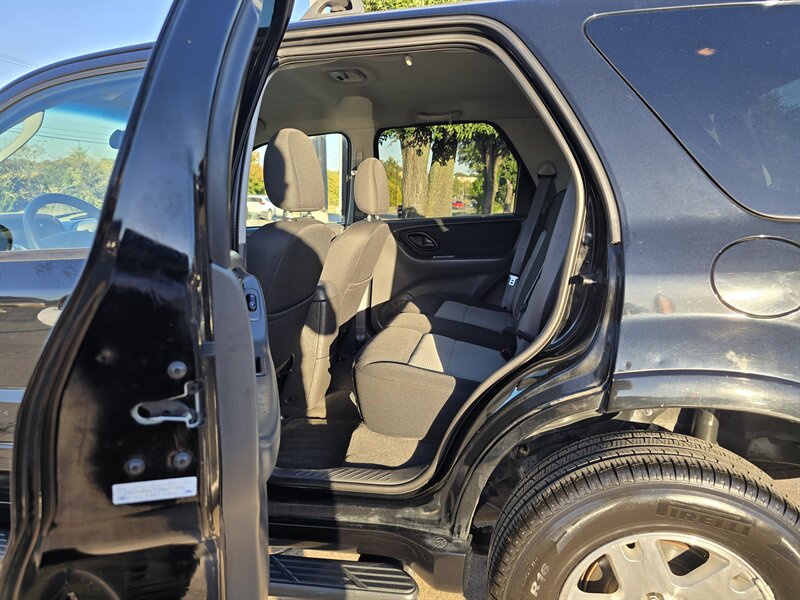 2007 Ford Escape XLT - Photo 17 - Garland, TX 75042