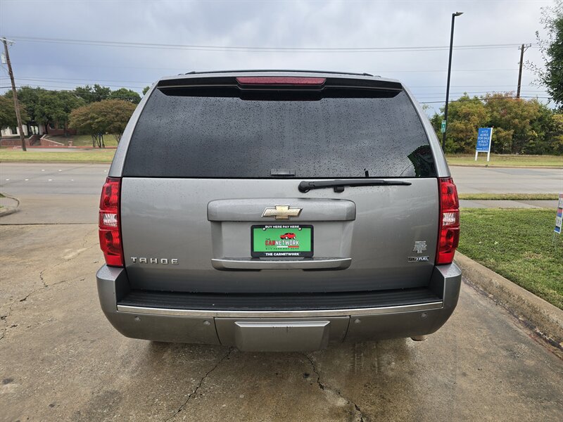 2009 Chevrolet Tahoe LTZ   - Photo 9 - Garland, TX 75042