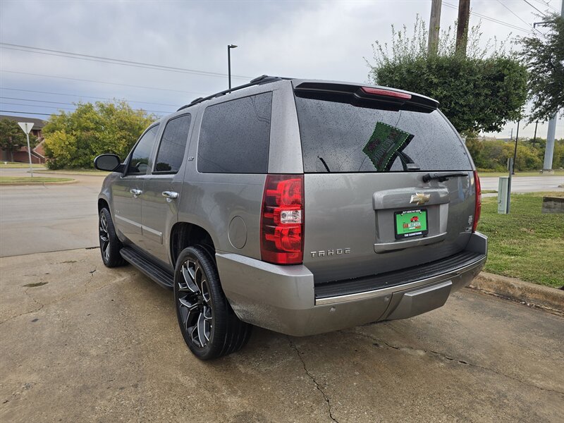 2009 Chevrolet Tahoe LTZ   - Photo 7 - Garland, TX 75042