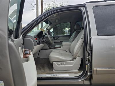 2009 Chevrolet Tahoe LTZ   - Photo 19 - Garland, TX 75042