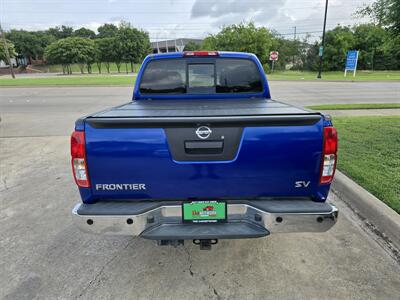 2014 Nissan Frontier SV   - Photo 7 - Garland, TX 75042