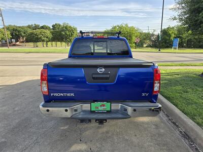2014 Nissan Frontier SV   - Photo 7 - Garland, TX 75042