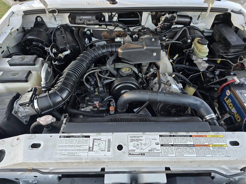 2000 Ford Ranger XL   - Photo 13 - Garland, TX 75042