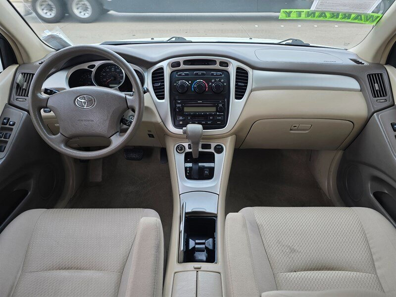 2004 Toyota Highlander - Photo 18 - Garland, TX 75042