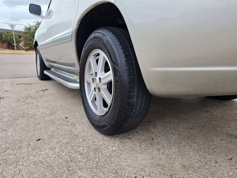 2004 Toyota Highlander - Photo 6 - Garland, TX 75042