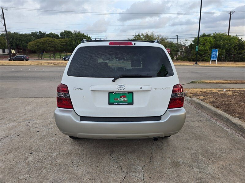 2004 Toyota Highlander - Photo 8 - Garland, TX 75042