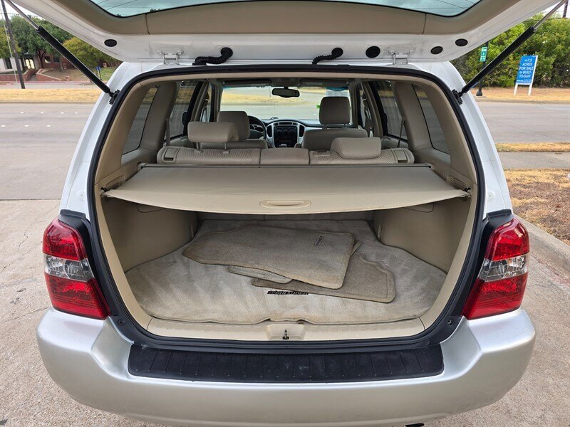 2004 Toyota Highlander - Photo 17 - Garland, TX 75042