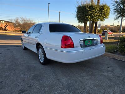 2006 Lincoln Town Car Signature   - Photo 7 - Garland, TX 75042