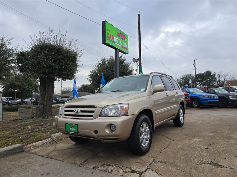 2004 Toyota Highlander V6   - Photo 1 - Garland, TX 75042