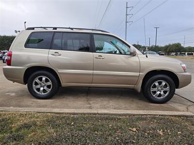2004 Toyota Highlander V6   - Photo 9 - Garland, TX 75042