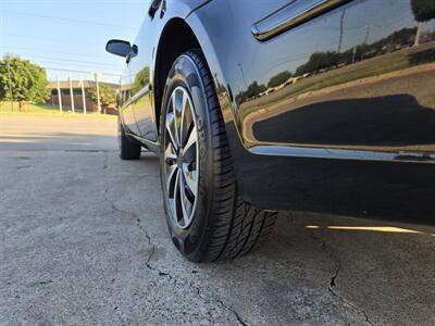2009 Hyundai SONATA GLS   - Photo 15 - Garland, TX 75042