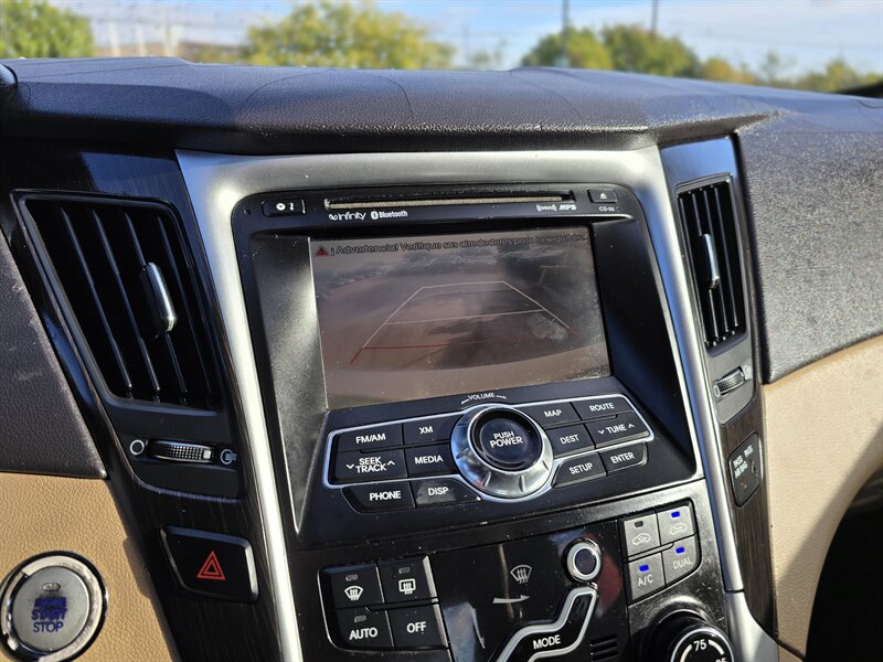2011 Hyundai Sonata Limited   - Photo 18 - Garland, TX 75042
