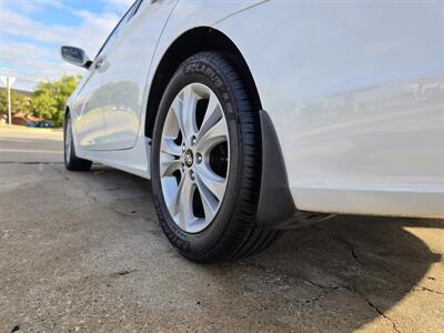2011 Hyundai Sonata Limited   - Photo 5 - Garland, TX 75042