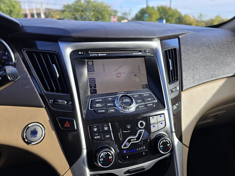 2011 Hyundai Sonata Limited   - Photo 17 - Garland, TX 75042