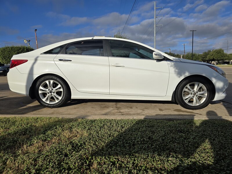 2011 Hyundai Sonata Limited   - Photo 9 - Garland, TX 75042