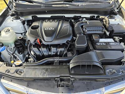 2011 Hyundai Sonata Limited   - Photo 12 - Garland, TX 75042