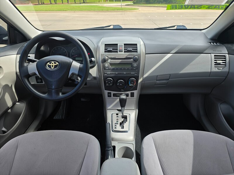 2011 Toyota Corolla LE - Photo 16 - Garland, TX 75042