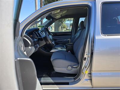 2014 Toyota Tacoma PreRunner V6   - Photo 16 - Garland, TX 75042