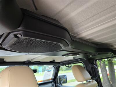 2018 Jeep Wrangler Unlimited Rubicon   - Photo 26 - Garland, TX 75042