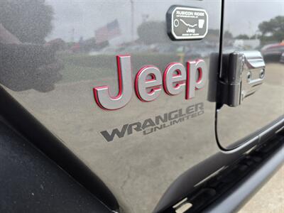 2018 Jeep Wrangler Unlimited Rubicon   - Photo 27 - Garland, TX 75042