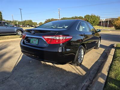 2017 Toyota Camry LE - Photo 8 - Garland, TX 75042