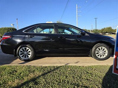2017 Toyota Camry LE - Photo 9 - Garland, TX 75042