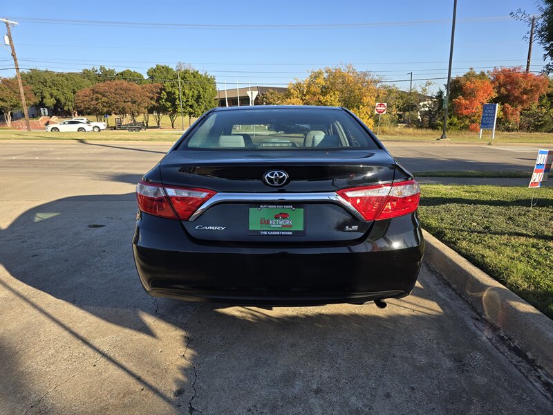 2017 Toyota Camry LE - Photo 6 - Garland, TX 75042