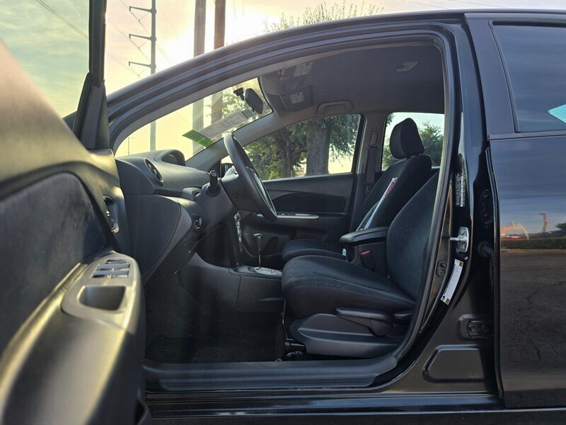 2007 Toyota Yaris - Photo 13 - Garland, TX 75042