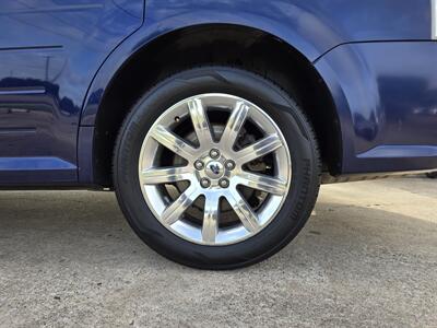 2011 Ford Flex Limited   - Photo 4 - Garland, TX 75042