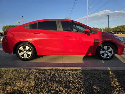 2017 Chevrolet Cruze LS Auto   - Photo 9 - Garland, TX 75042