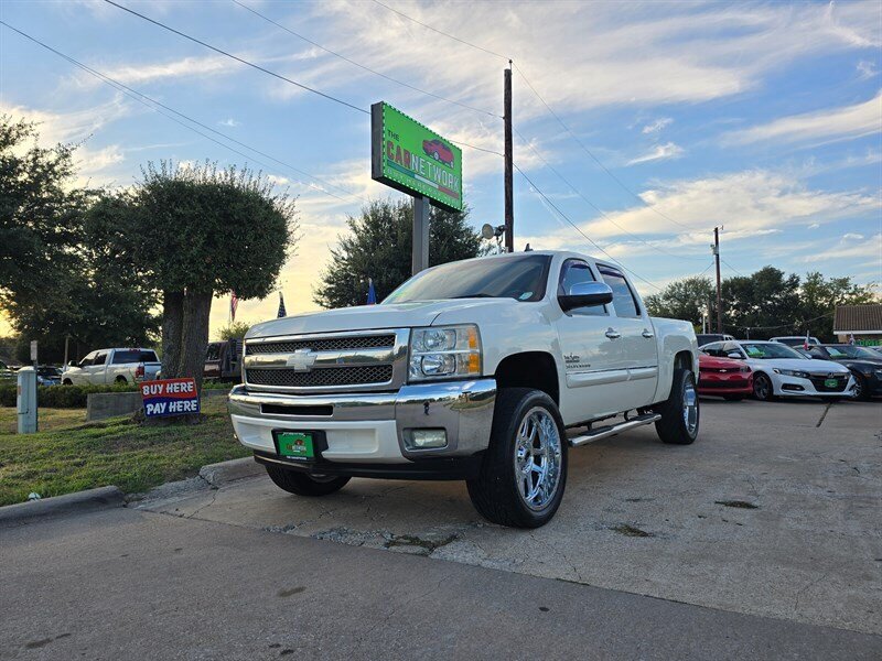 2013 Chevrolet Silverado 1500 LT   - Photo 1 - Garland, TX 75042